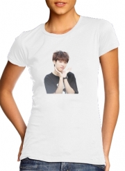 T-Shirt Manche courte cold rond femme INFINITE Nam Woohyu