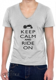 T-Shirt homme Col V Keep Calm And ride on Tractor