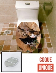 Housse de toilette - Décoration abattant wc Trois petits chatons mignons dans un orifice d'un mur