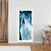 Poster de porte A howling wolf in the rain