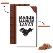 Tablette de chocolat personnalisé Manus manum lavat