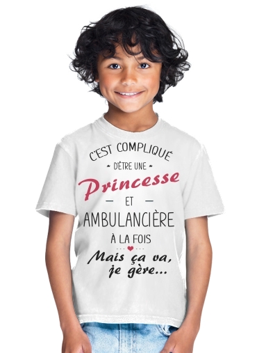 T-Shirt Garçon C'est compliqué d'être une princesse et ambulancière